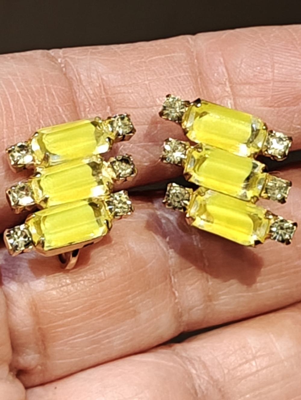 Vintage Continental Charteuse Yellow Givre Glass Earrings